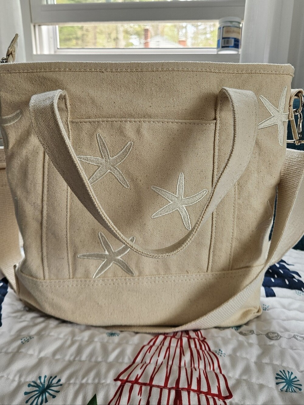 Canvas Starfish Tote Bag in Cream - Beach-Ready Women’s Shoulder Bag